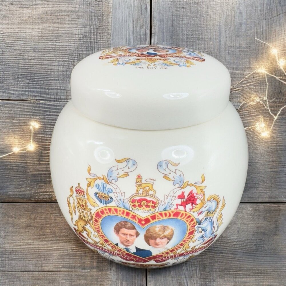 1981 Sadler England Prince Charles‎ Princess Diana Marriage Ginger Jar Canister